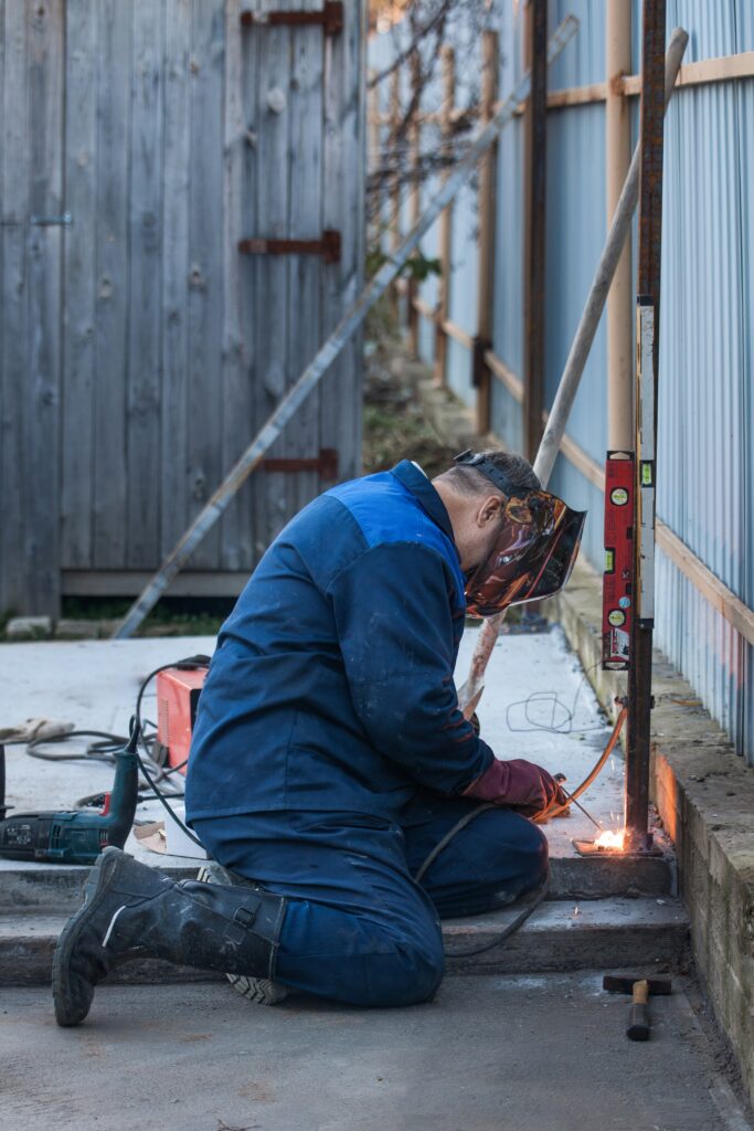 welder-in-work-repair-process-scaled